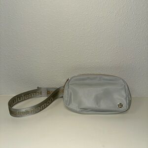 NWOT lululemon athletica Everywhere Belt Bag 1L